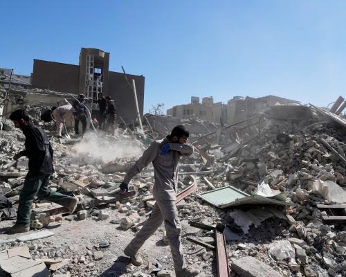 The war in the Middle East in maps, video and photos